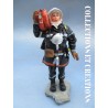 FIGURINE POMPIER AUX THUYAUX