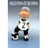 FIGURINE BOY FOOTBALL