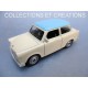 VOITURE TRABANT 1/64