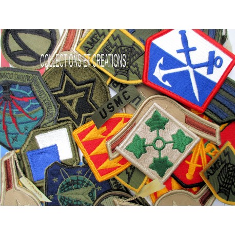 LOT 30 INSIGNES U.S.