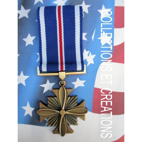 MEDAILLE US "DISTINGUESHED FLYING CROSS"