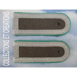 EPAULETTES DDR VERT "SERGENT FRONTIERES"